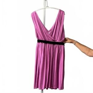 LOFT Pink V-Neck Occasion Dress flowy and light w/ Black belt. Large